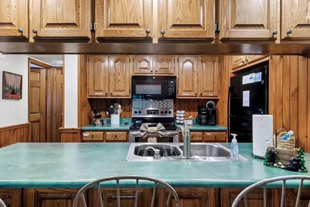 Вилла Beary Peaceful Smokies Retreat: Hot-Tub & Pools Пиджен-Фордж Экстерьер фото
