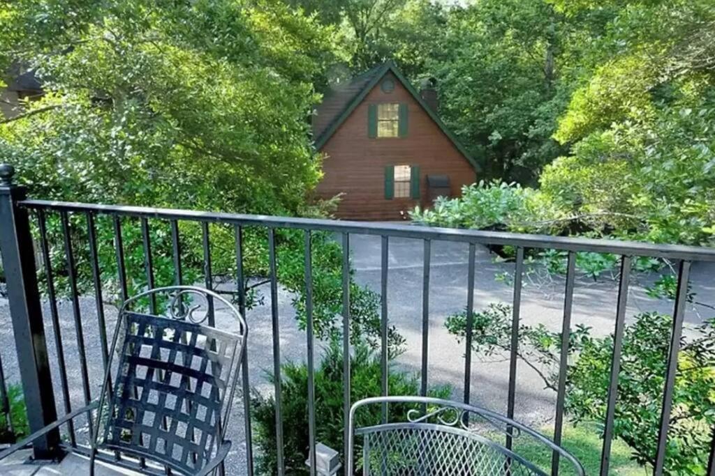 Вилла Beary Peaceful Smokies Retreat: Hot-Tub & Pools Пиджен-Фордж Экстерьер фото
