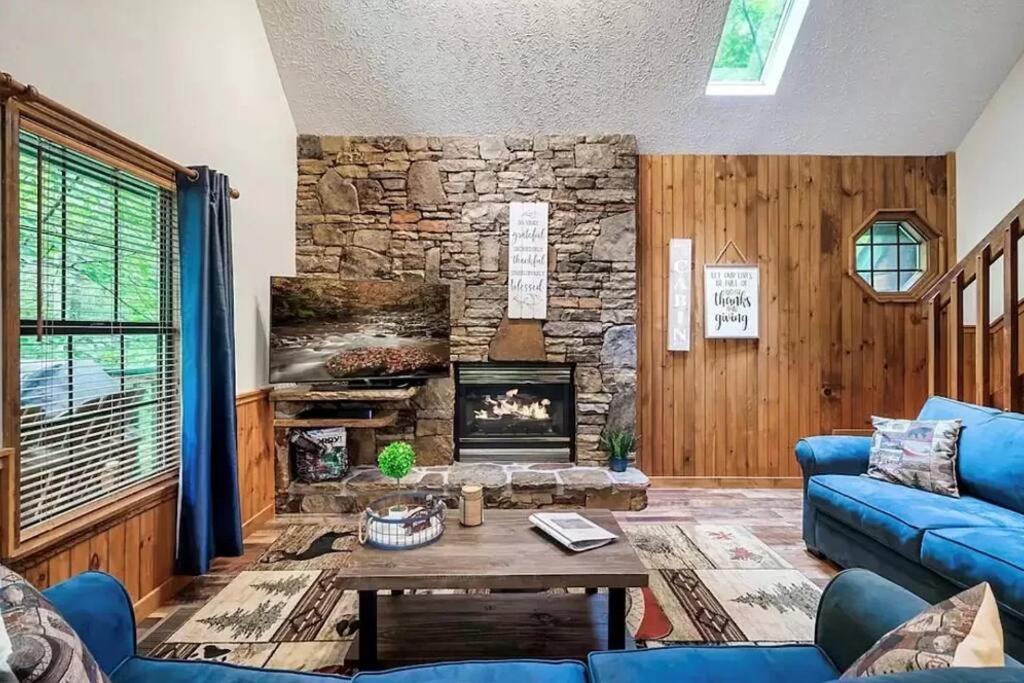 Вилла Beary Peaceful Smokies Retreat: Hot-Tub & Pools Пиджен-Фордж Экстерьер фото